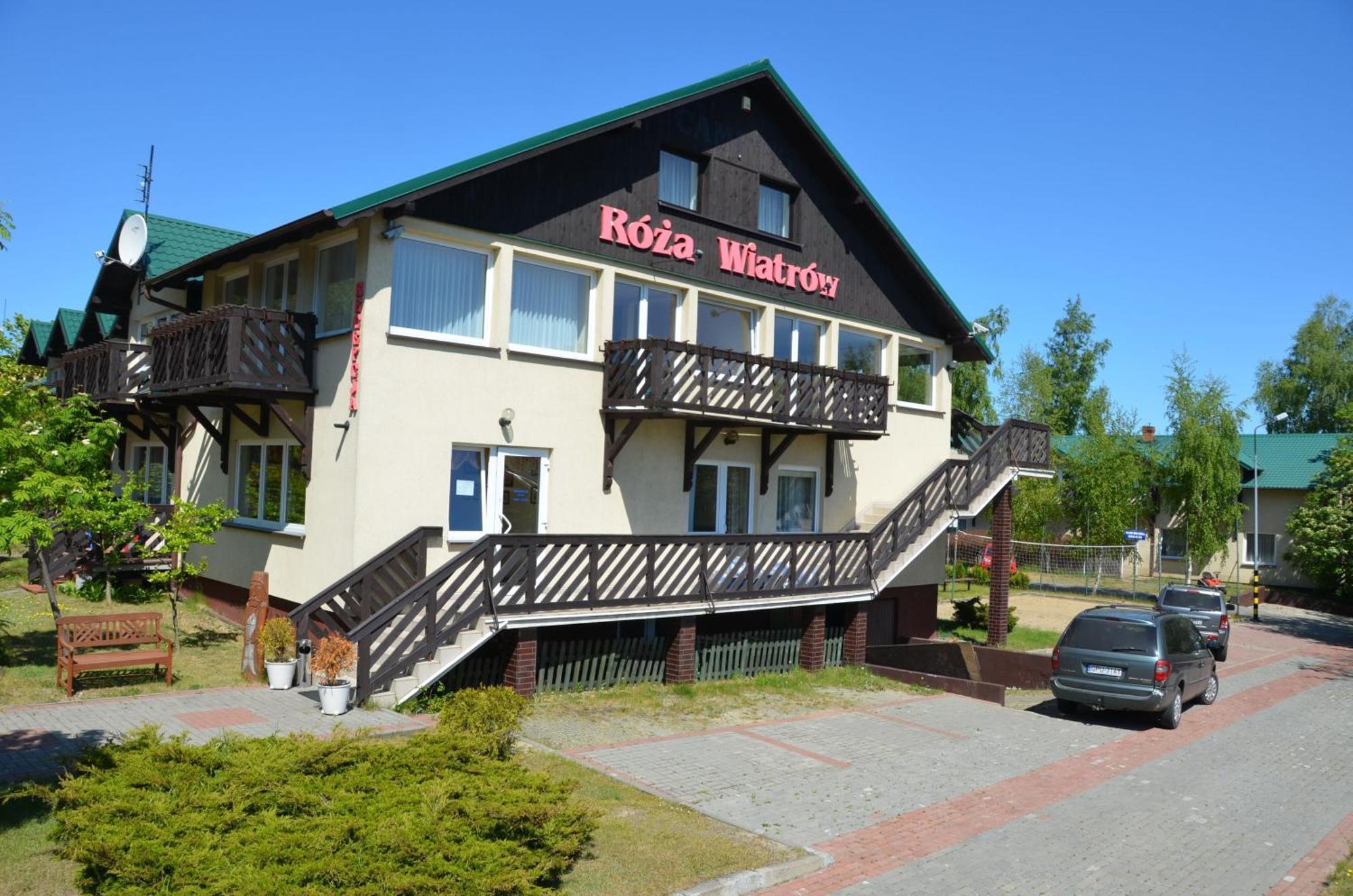 Roza Wiatrow Hotel Wladyslawowo Exterior photo